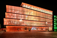 Teatr Klaster Sztuki w Nieuwegein (Holandia), Derako International