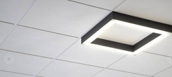 Fot. Armstrong Szpital w Nowogardzie, płyty w krawędzi MicroLook - wąskie przestrzenie pomiędzy płytami